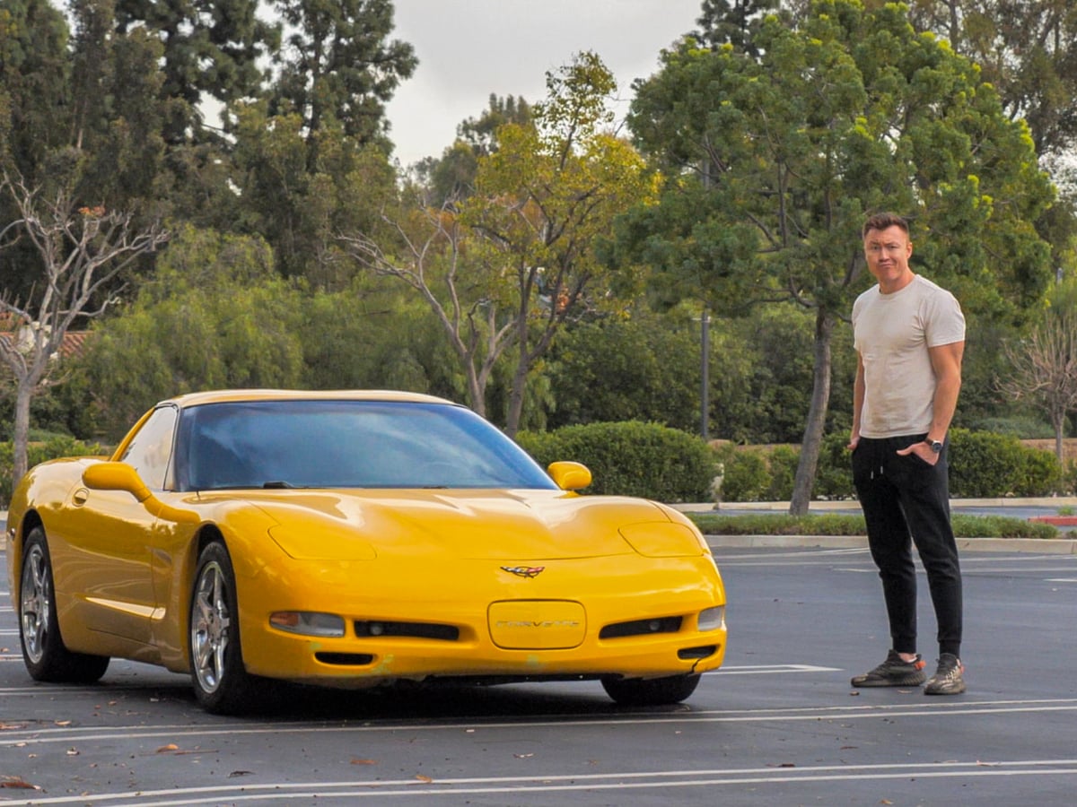2004 Chevrolet  Corvette — photo 1