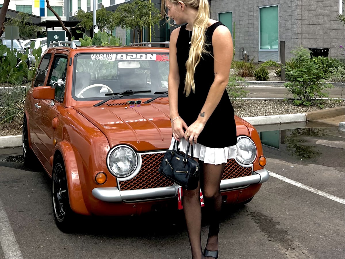 1989 Nissan Pao — photo 1